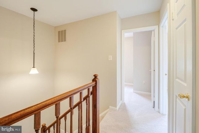 5717 EDGEWATER OAK CT, Burke, VA 22015