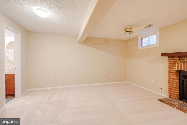 5717 EDGEWATER OAK CT, Burke, VA 22015
