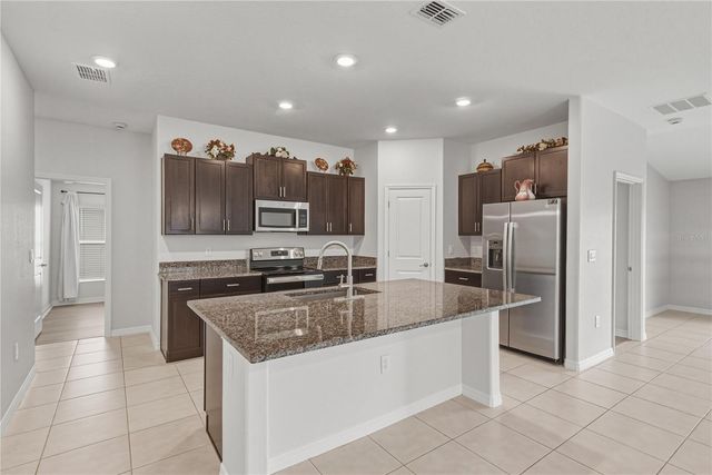 4334 TROTTERS WAY, Lakeland, FL 33801