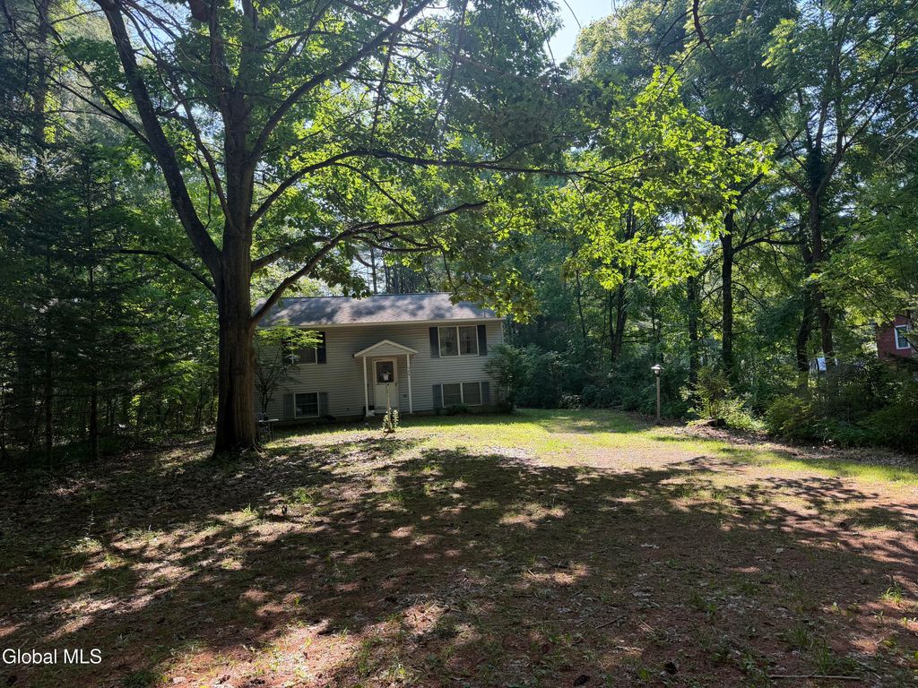 340 Grange Road, Greenfield, NY 12833