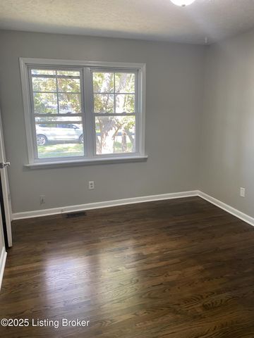 3603 Cedarwood Way, Jeffersontown, KY 40299