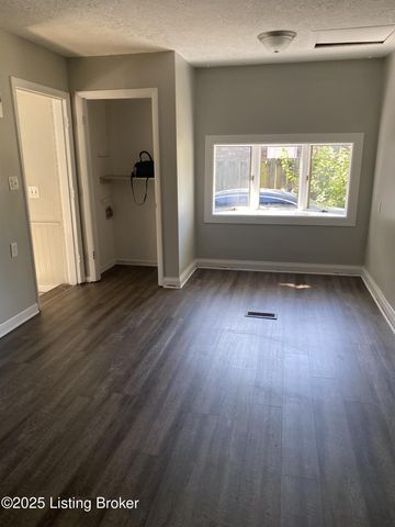 3603 Cedarwood Way, Jeffersontown, KY 40299