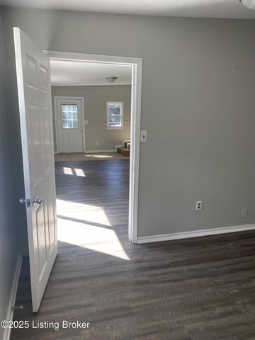 3603 Cedarwood Way, Jeffersontown, KY 40299