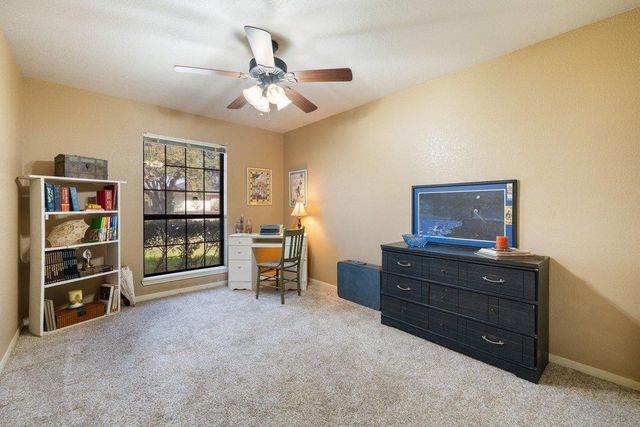 307 Cherrywood CIR, Taylor, TX 76574