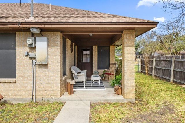 307 Cherrywood CIR, Taylor, TX 76574