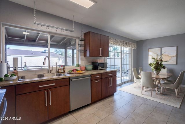 1722 W SAINT MORITZ Lane, Phoenix, AZ 85023