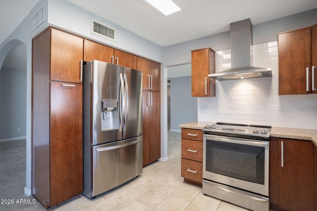 1722 W SAINT MORITZ Lane, Phoenix, AZ 85023