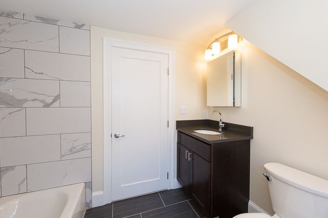 9-11 Rock Valley 2, Everett, MA 02149