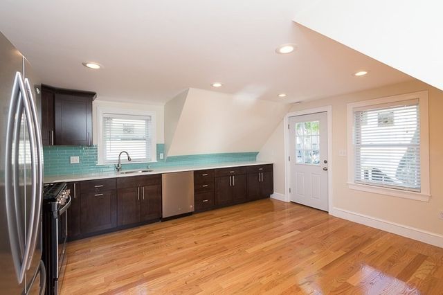 9-11 Rock Valley 2, Everett, MA 02149