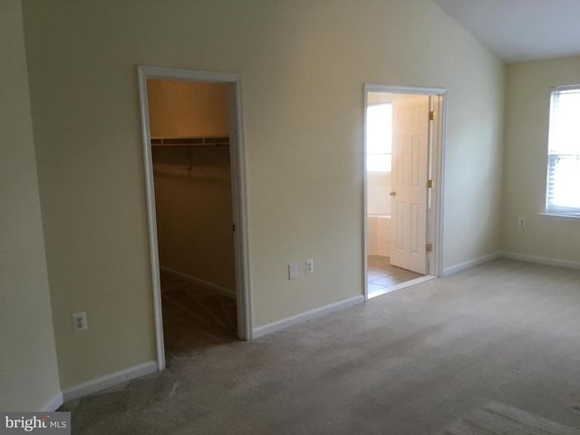 662 MCLEARY SQ SE, Leesburg, VA 20175