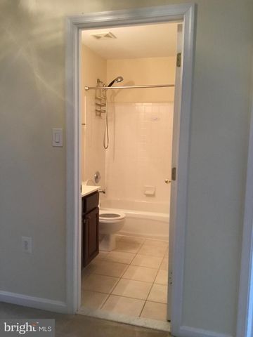 662 MCLEARY SQ SE, Leesburg, VA 20175