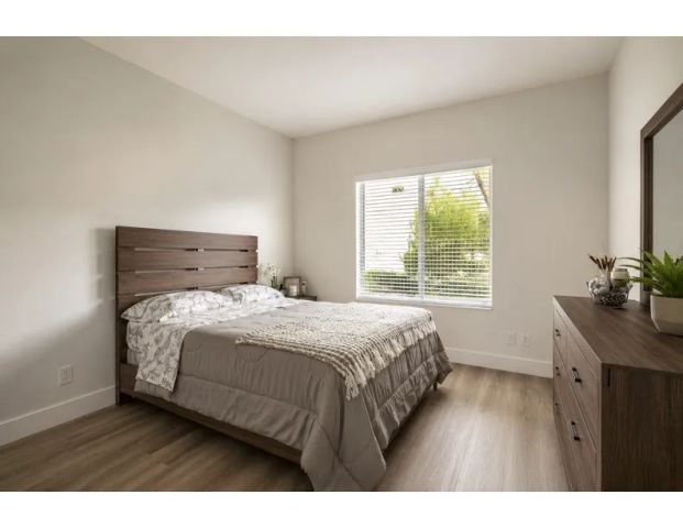 8550 Rolling Hills Drive, Corona, CA 92883