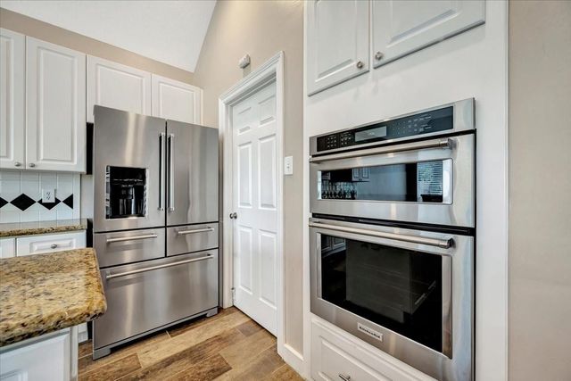 104 Las Brisas Street, Kemah, TX 77565