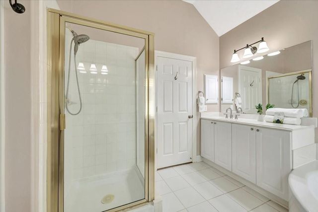 104 Las Brisas Street, Kemah, TX 77565