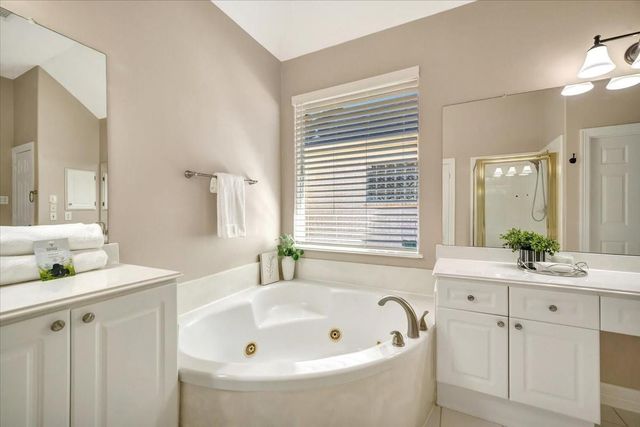 104 Las Brisas Street, Kemah, TX 77565