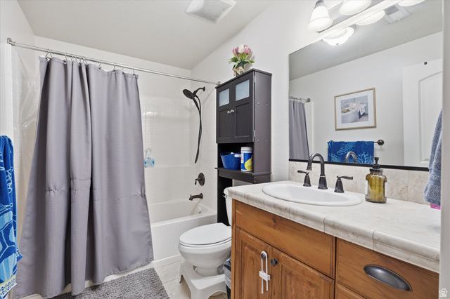 488 N LINDEN LN, Providence, UT 84332