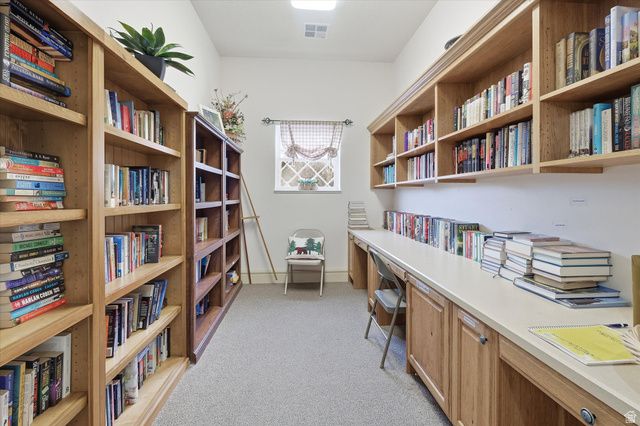 488 N LINDEN LN, Providence, UT 84332