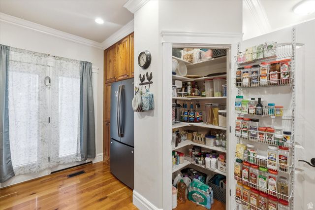 488 N LINDEN LN, Providence, UT 84332