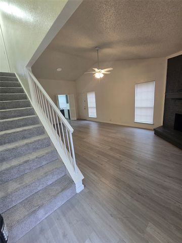 1302 Lloyd Drive, Duncanville, TX 75137