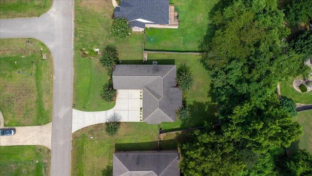 10 Woodside, Hattiesburg, MS 39402