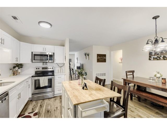 7110 S Gaylord St O6, Centennial, CO 80122