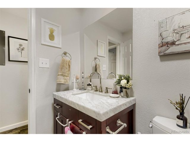 7110 S Gaylord St O6, Centennial, CO 80122