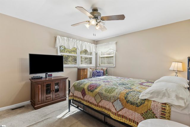 4 Dell Circle, Travelers Rest, SC 29690