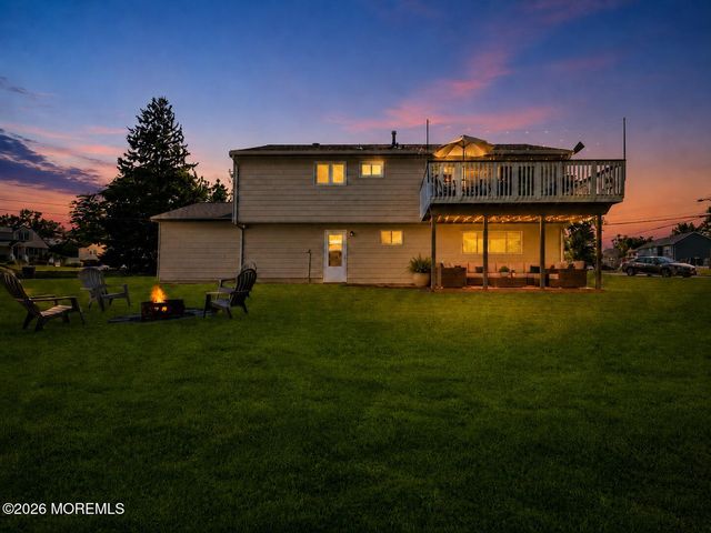 10 Coleridge Avenue, Hazlet, NJ 07730