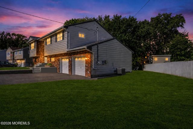 10 Coleridge Avenue, Hazlet, NJ 07730