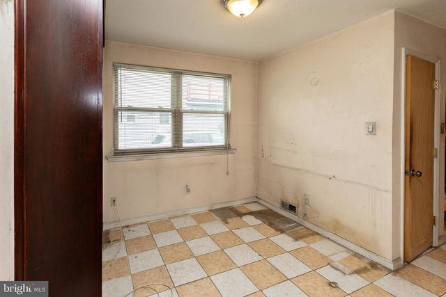 2703 UNION AVE, Pennsauken, NJ 08109