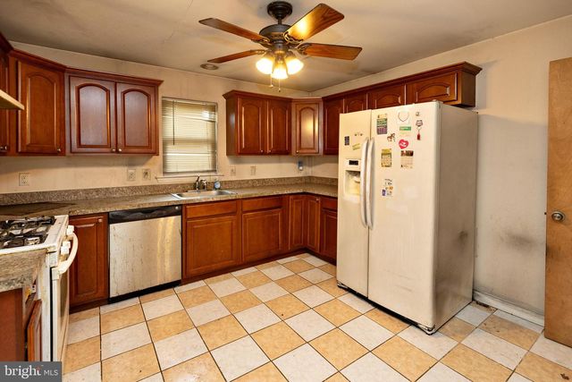 2703 UNION AVE, Pennsauken, NJ 08109