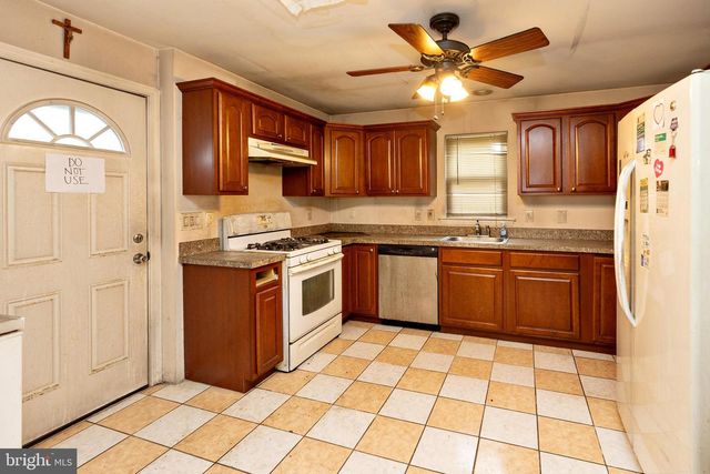 2703 UNION AVE, Pennsauken, NJ 08109