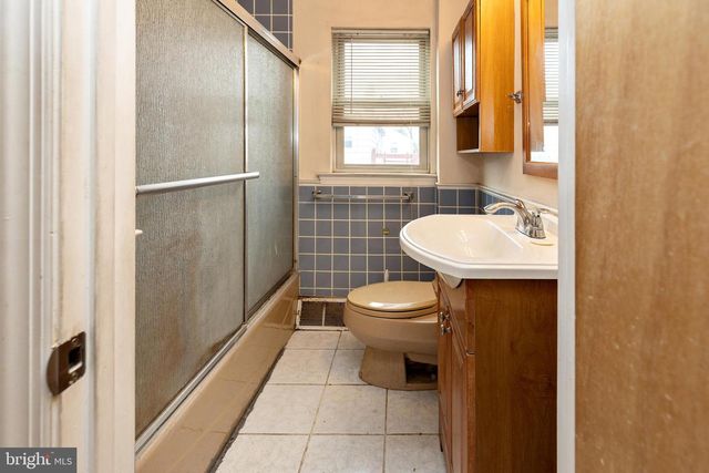 2703 UNION AVE, Pennsauken, NJ 08109