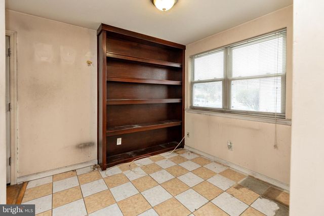 2703 UNION AVE, Pennsauken, NJ 08109