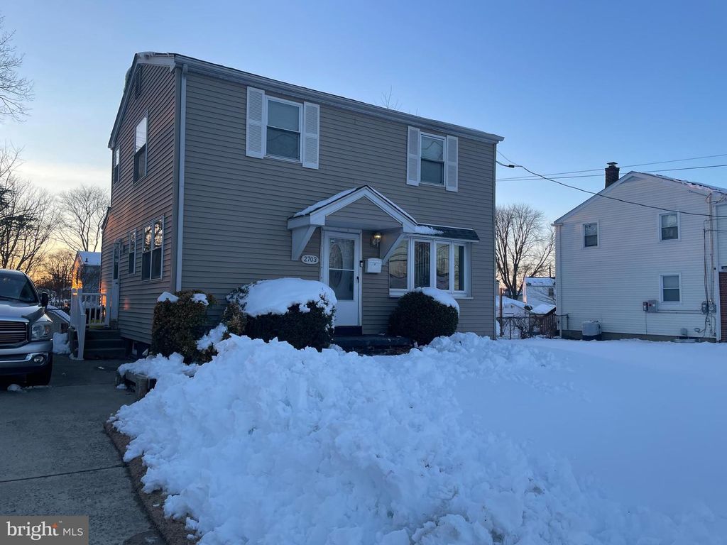 2703 UNION AVE, Pennsauken, NJ 08109