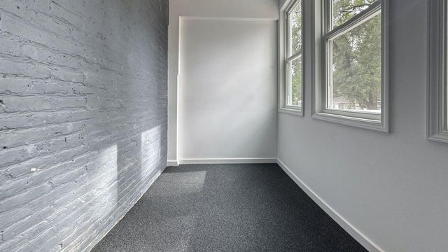 522 N Hamlin Avenue, Chicago, IL 60624