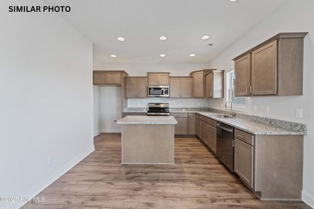 907 Miranda Court, Jacksonville, NC 28546