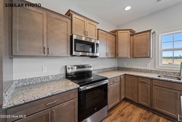 907 Miranda Court, Jacksonville, NC 28546