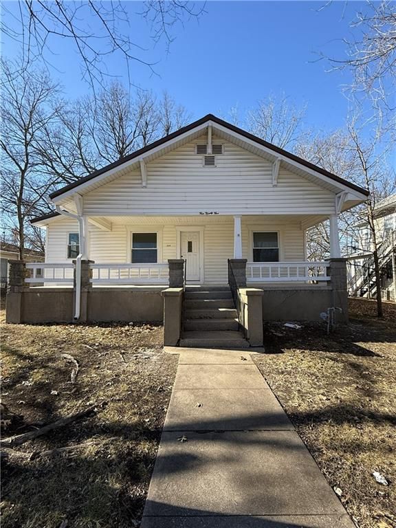 425 N Washington Street, Nevada, MO 64772