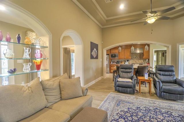 601 Archwood Street, Lake Charles, LA 70605