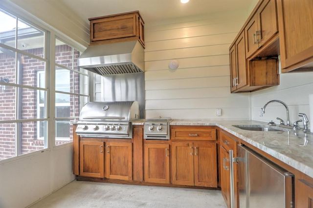 601 Archwood Street, Lake Charles, LA 70605