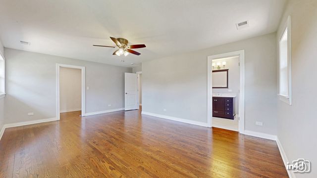 124 E Monterey Avenue, Schaumburg, IL 60193