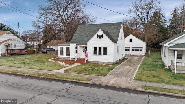 205 DELAWARE AVE, Harrington, DE 19952