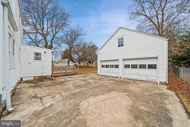 205 DELAWARE AVE, Harrington, DE 19952