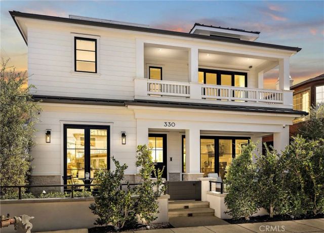 330 Onyx Avenue, Newport Beach, CA 92662