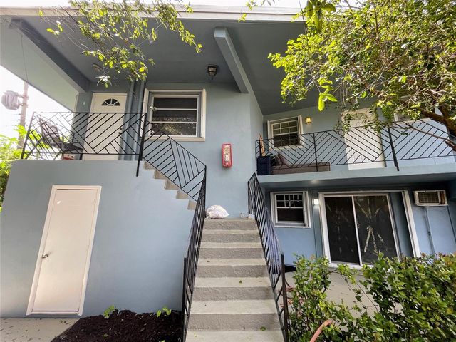 3760 SW 1st Street, Fort Lauderdale, FL 33312