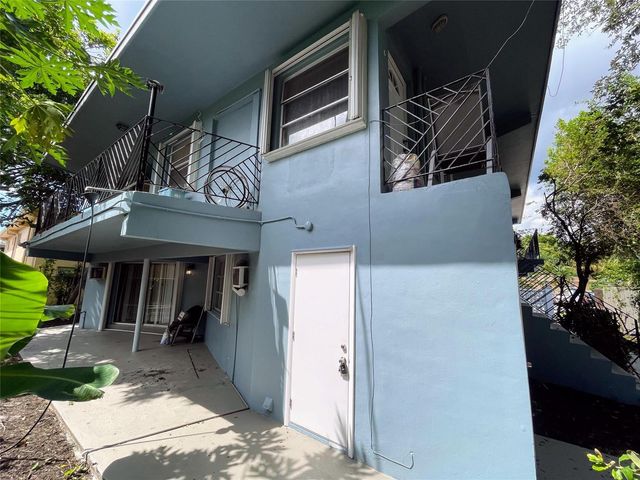 3760 SW 1st Street, Fort Lauderdale, FL 33312