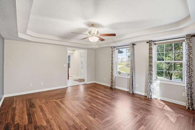 5180 Pine Valley Drive, Zanesville, OH 43701