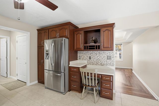 5180 Pine Valley Drive, Zanesville, OH 43701