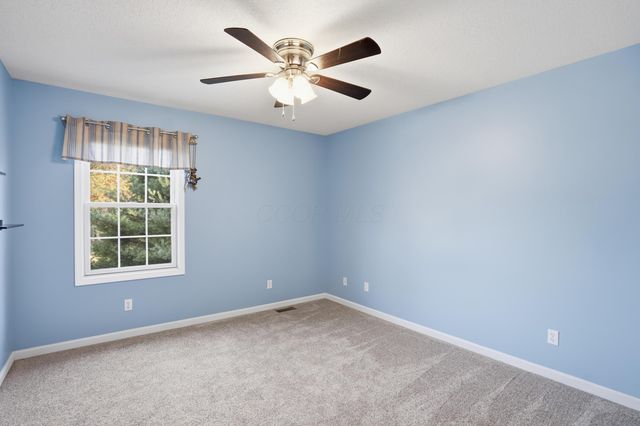 5180 Pine Valley Drive, Zanesville, OH 43701